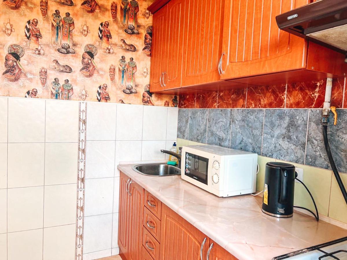 Apartment Near Metro Station Darnitsa Kiev Buitenkant foto